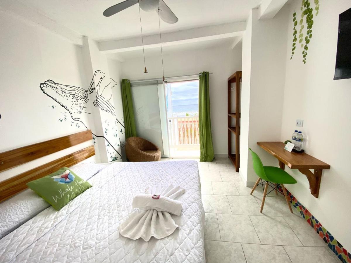 Whale House Hotel Puerto López Екстериор снимка
